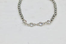 Load image into Gallery viewer, Stainless steel bead stretch bracelet with CZ detail