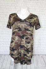 Load image into Gallery viewer, Olive Camo Short Sleeve V-Neck top