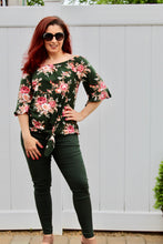 Load image into Gallery viewer, High waist twilled solid jegging pants