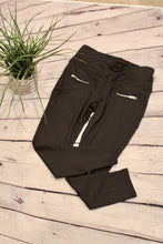 Load image into Gallery viewer, Front Pocket zipper detailed leggings