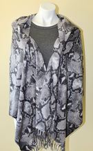 Load image into Gallery viewer, New Arrival --- Python Print Soft Scarf