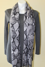 Load image into Gallery viewer, New Arrival --- Python Print Soft Scarf