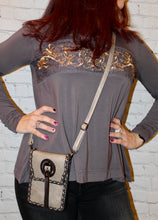 Load image into Gallery viewer, Long sleeve vintage embroidered top with lace detail on sleeves