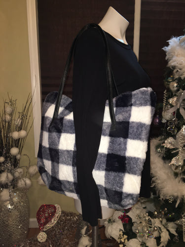 New Arrival --- Black & White Buffalo Plaid Faux Fur Tote